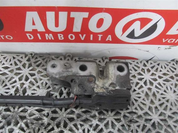 MECANISM INCHIDERE CAPOTA MOTOR Volkswagen Passat diesel 2007 - Poza 1