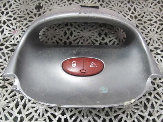 BUTON AVARIE Peugeot 206 diesel 2005 - Poza 1