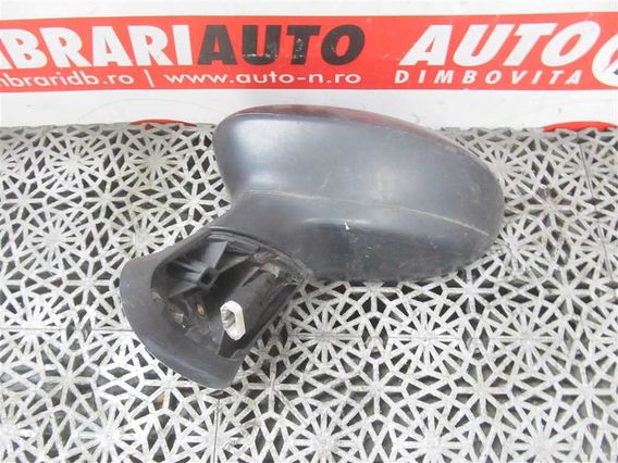 CARCASA OGLINTA EXTERIOARA STANGA Fiat Grande Punto diesel 2007 - Poza 2