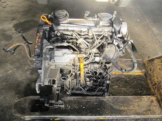 MOTOR COMPLET Skoda Octavia diesel 2004 - Poza 2