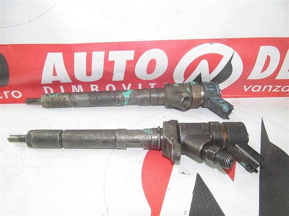 INJECTOR DIESEL Ford Focus II diesel 2008 - Poza 1