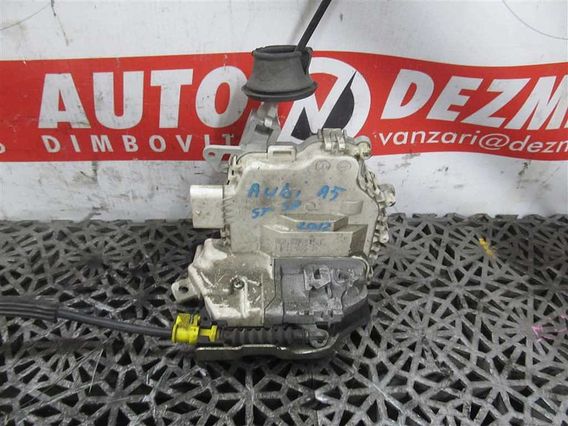 MECANISM INCHIDERE USA STANGA SPATE Audi A5 diesel 2012 - Poza 1