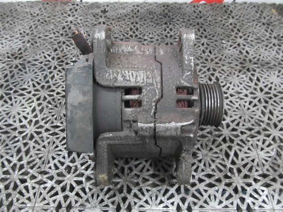 ALTERNATOR Ford Fiesta IV benzina 2001 - Poza 2