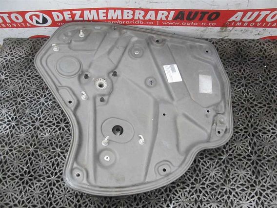 MACARA DREAPTA SPATE ELECTRICA Skoda Octavia diesel 2009 - Poza 2