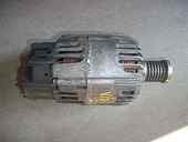 ALTERNATOR Opel Vivaro diesel 2004