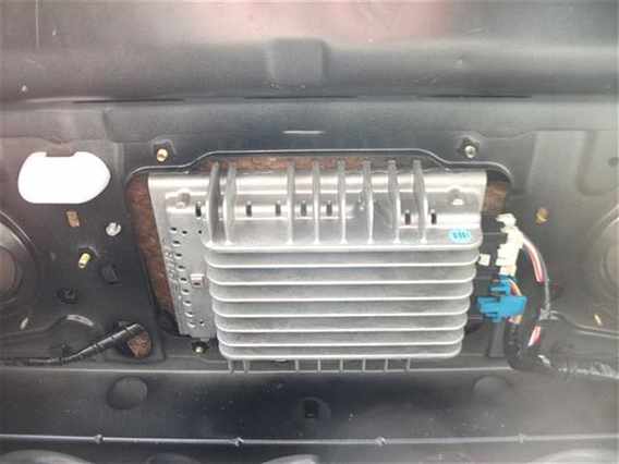 AMPLIFICATOR AUDIO 6 CANALE BOSE Mazda RX8 2005 - Poza 1