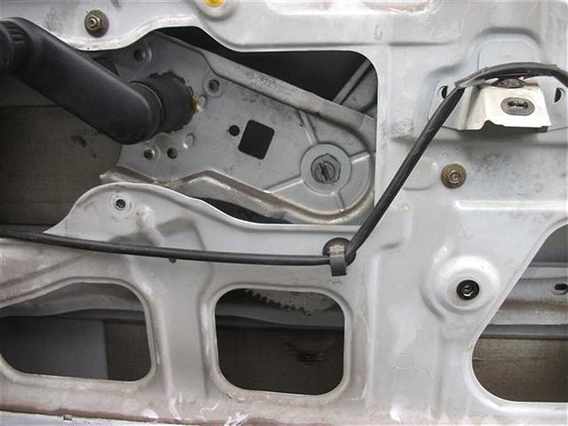 MACARA GEAM ELECTRICA DREAPTA FATA Renault Kangoo 2007 - Poza 1