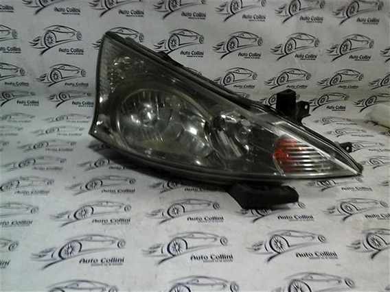 FAR DREAPTA Mitsubishi Grandis 2007 - Poza 1