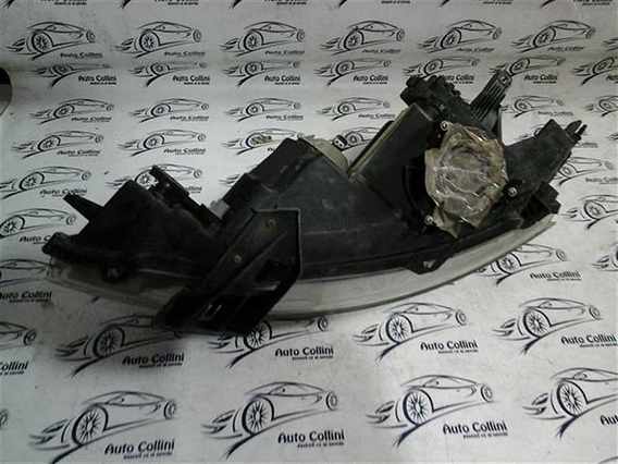 FAR DREAPTA Mitsubishi Grandis 2007 - Poza 3