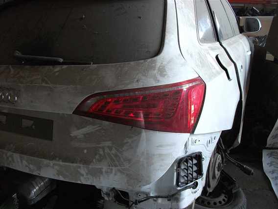 LAMPA STOP DR SPATE Audi Q5 2012 - Poza 1