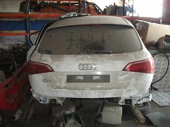 HAYON CU LUNETA +BROASCA+INSTALATIE+BALAMALE Audi Q5 2012 - Poza 1