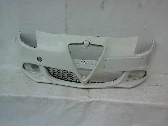 BARA FATA Alfa Romeo Giulietta 2012 - Poza 1