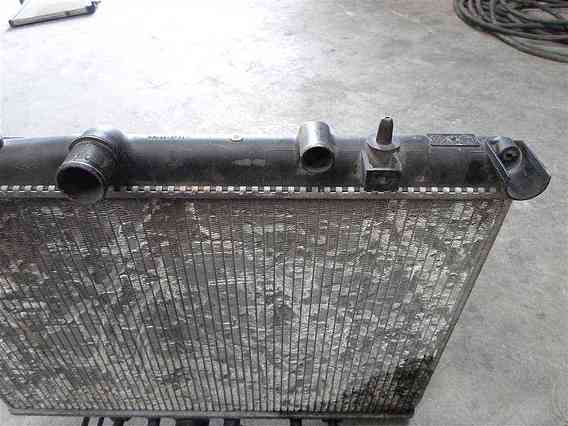 RADIATOR APA Peugeot 406 benzina 2004 - Poza 2