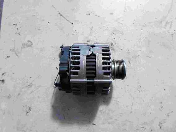 ALTERNATOR Volkswagen Passat diesel 2011 - Poza 1