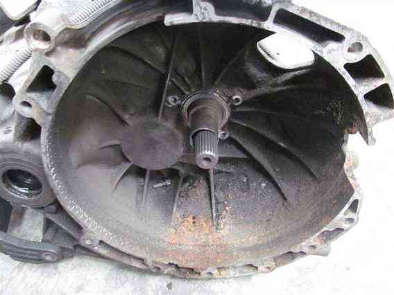 CUTIE VITEZA Ford Mondeo diesel 2001 - Poza 2