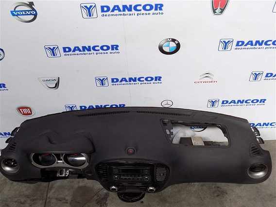 PLANSA BORD Nissan Juke 2011 - Poza 1
