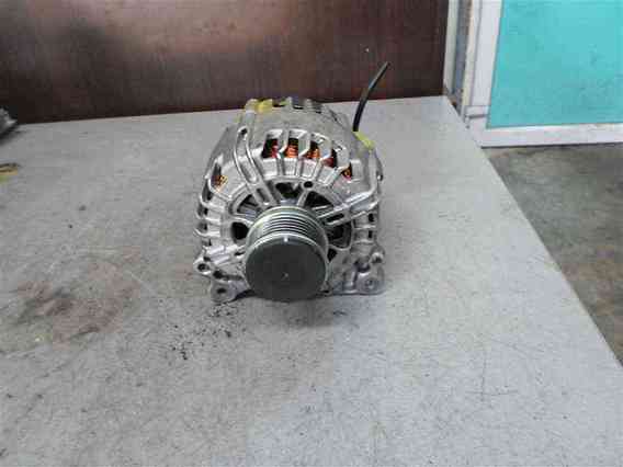 ALTERNATOR Volkswagen Golf-VI diesel 2011 - Poza 1