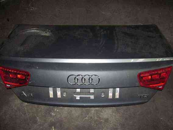 LAMPA CAPOTA-DREAPTA Audi A8 2013 - Poza 1