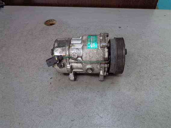 COMPRESOR  AC Volkswagen Golf-IV diesel 2001 - Poza 1