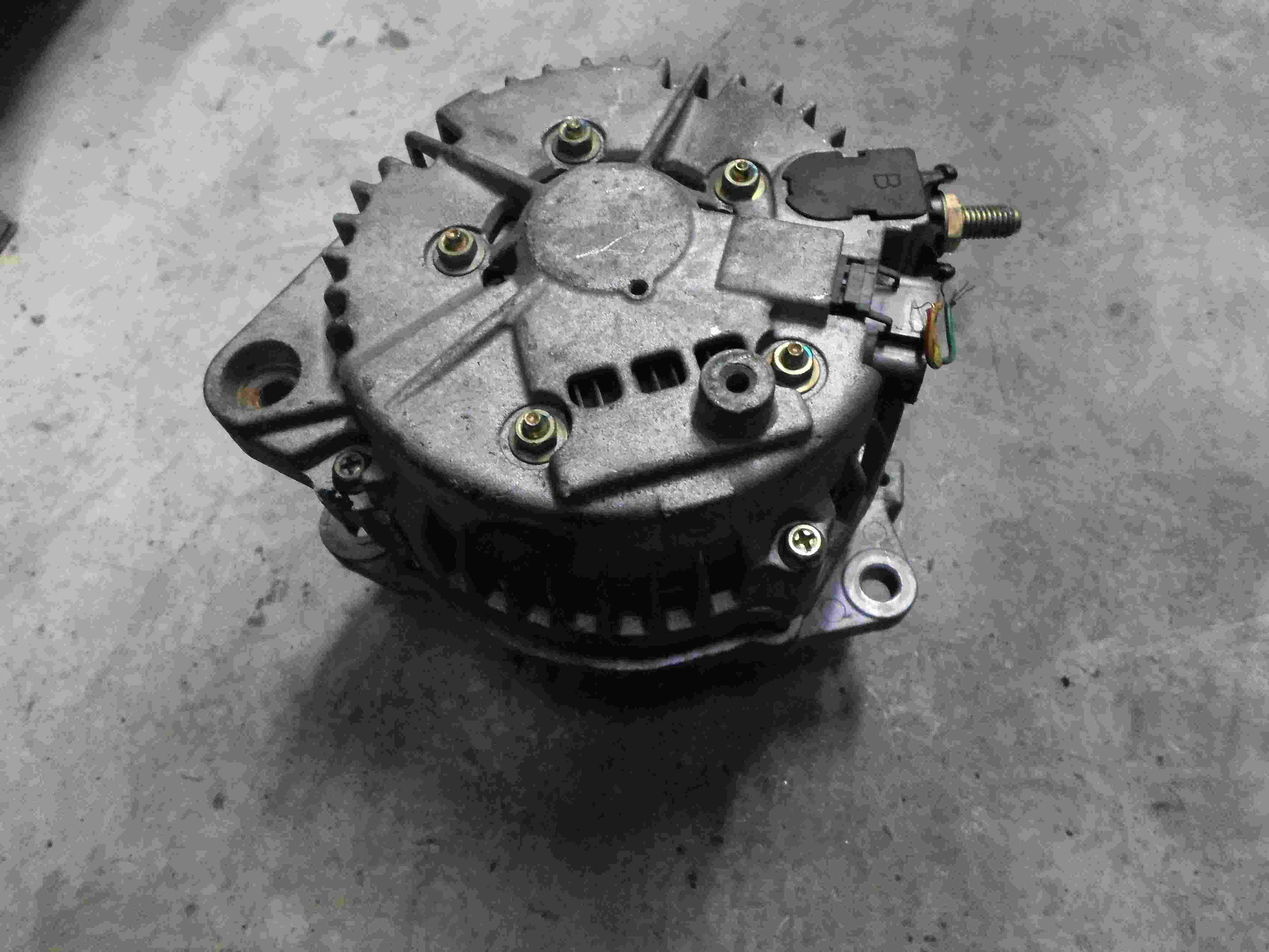 ALTERNATOR Nissan XTrail benzina 2006 dezmembrari auto 1779