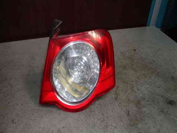 LAMPA DREAPTA SPATE Volkswagen Passat 2006 - Poza 1