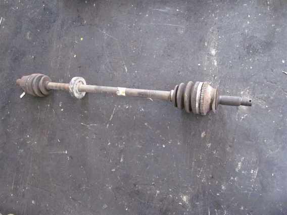 PLANETARA DREAPTA FATA  Hyundai Tucson benzina 2005 - Poza 1