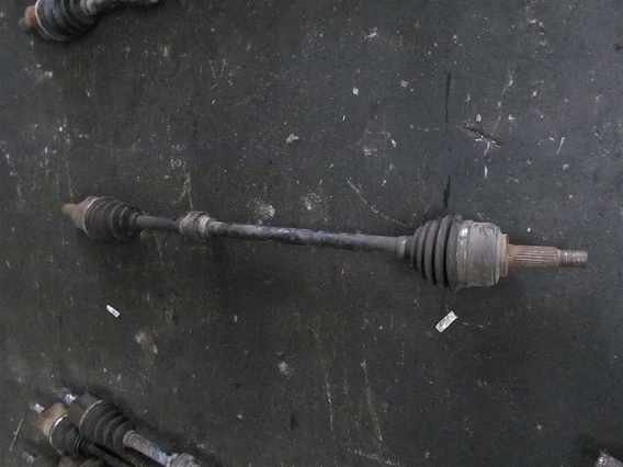 PLANETARA DREAPTA FATA  Nissan Micra benzina 2004 - Poza 1