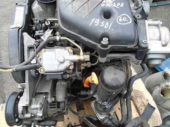 MOTOR CU ANEXE Seat Inca diesel 2000 - Poza 1