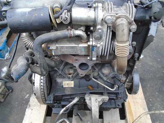 MOTOR CU ANEXE Renault Scenic diesel 2003 - Poza 2