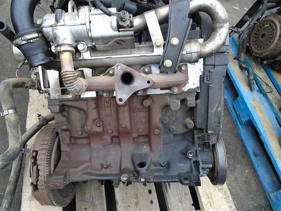 MOTOR CU ANEXE Renault Scenic diesel 2004 - Poza 1