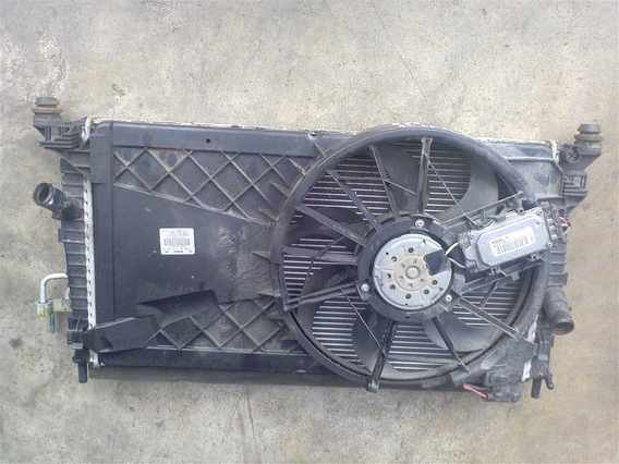 RADIATOR APA Ford Focus C-Max benzina 2009 - Poza 1