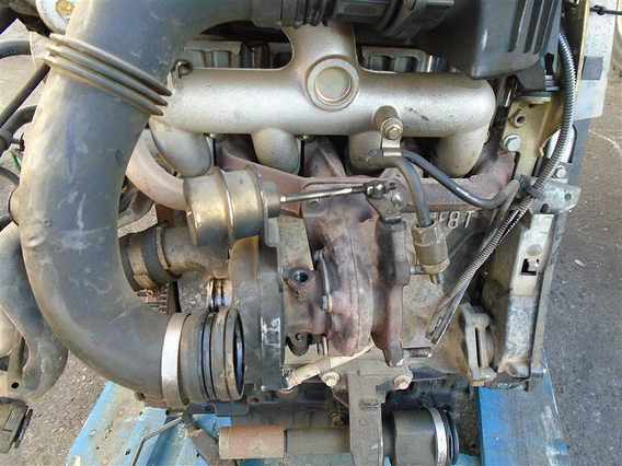 MOTOR CU ANEXE Renault Scenic diesel 2002 - Poza 1