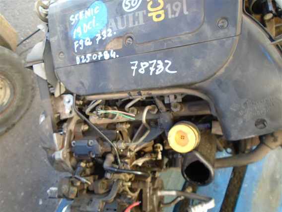 MOTOR CU ANEXE Renault Scenic diesel 2002 - Poza 2
