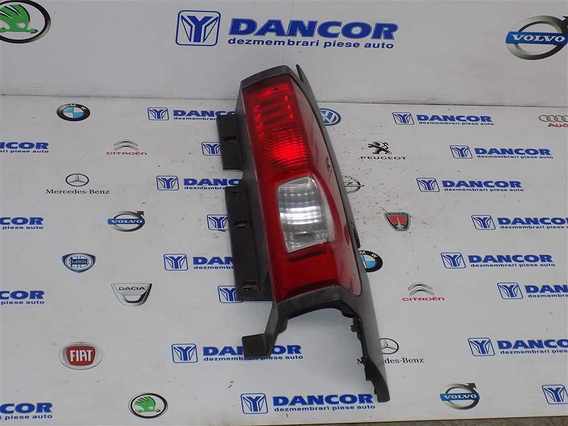 LAMPA DREAPTA SPATE Opel Vivaro 2009 - Poza 1