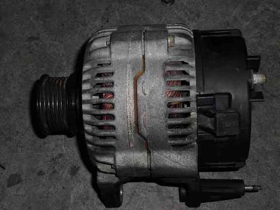 ALTERNATOR Volkswagen Polo benzina 1999 - Poza 1