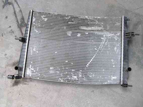 RADIATOR APA Renault Fluence benzina 2009 - Poza 1