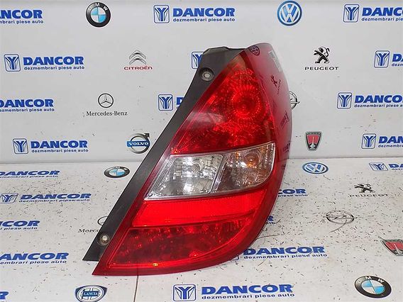 LAMPA DREAPTA SPATE Hyundai i20 diesel 2011 - Poza 1