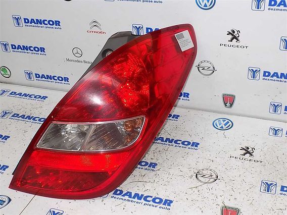 LAMPA DREAPTA SPATE Hyundai i20 diesel 2011 - Poza 2