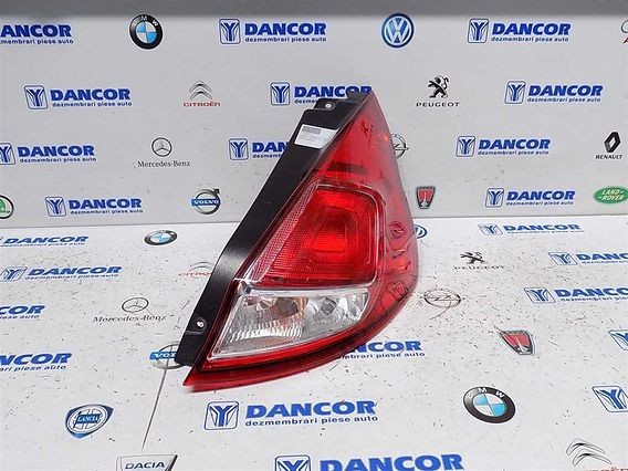 LAMPA DREAPTA SPATE Ford Fiesta VI 2013 - Poza 1