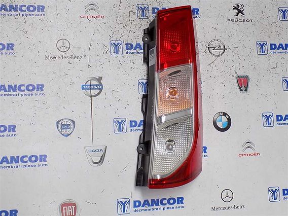 LAMPA DREAPTA SPATE Dacia Dokker van 2013 - Poza 1