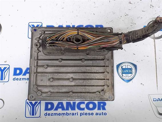 CALCULATOR MOTOR Ford Fiesta V benzina 2006 - Poza 1