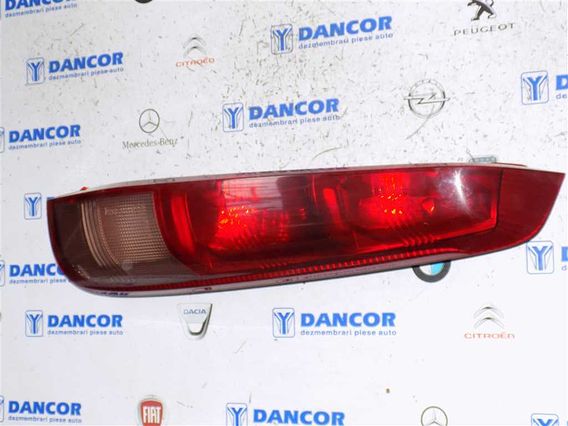 LAMPA DREAPTA SPATE Nissan X-Trail 2006 - Poza 2