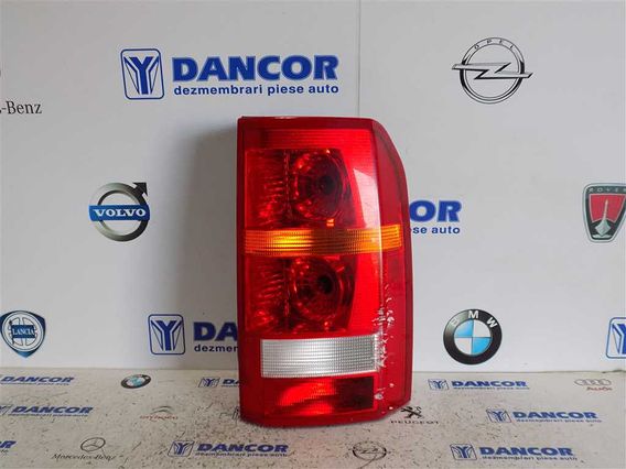 LAMPA DREAPTA SPATE Land Rover Discovery-III 2006 - Poza 2