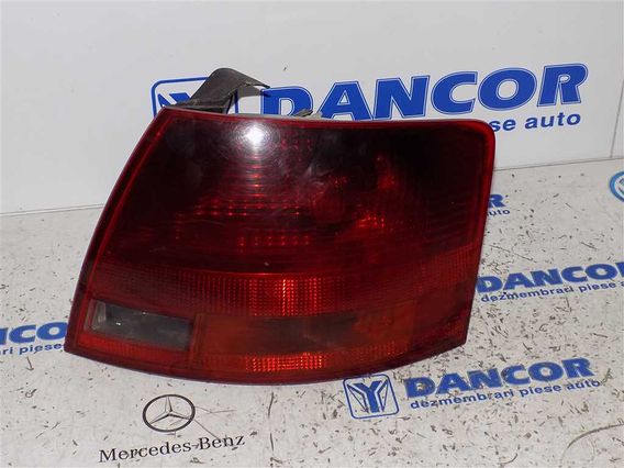 LAMPA DREAPTA SPATE Audi A4 2006 - Poza 3