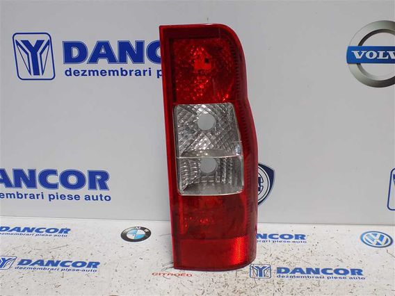 LAMPA DREAPTA SPATE Ford Transit 2008 - Poza 1