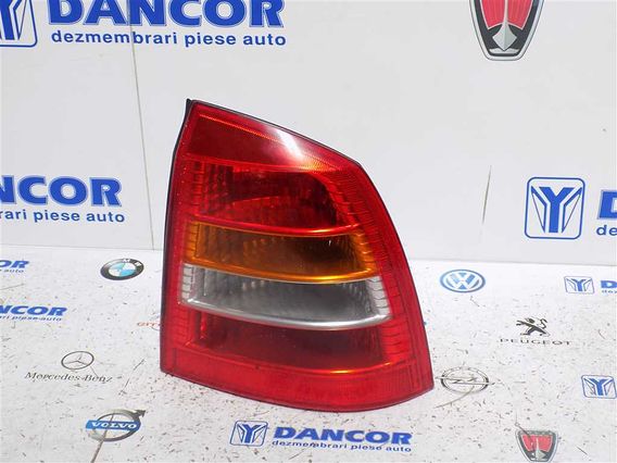 LAMPA DREAPTA SPATE Opel Astra-G 2005 - Poza 2