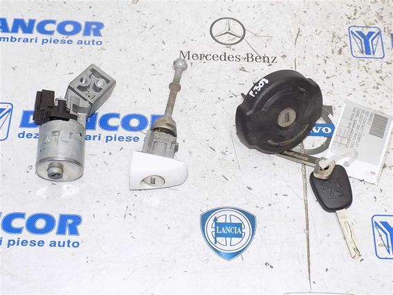 SET CONTACT COMPLET Peugeot 308 diesel 2009 - Poza 1