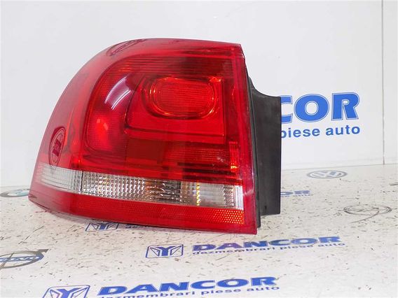 LAMPA STANGA SPATE Volkswagen Touareg 2011 - Poza 2