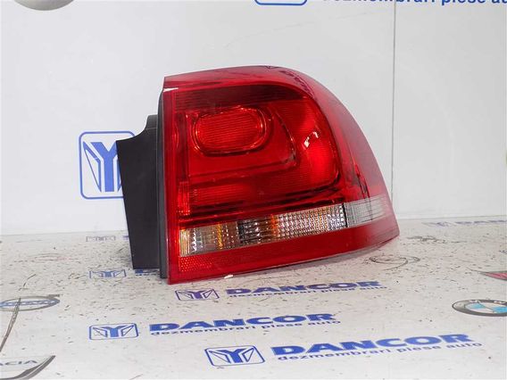 LAMPA DREAPTA SPATE Volkswagen Touareg 2011 - Poza 2