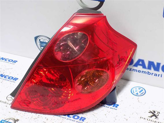 LAMPA DREAPTA SPATE Kia Ceed 2009 - Poza 2